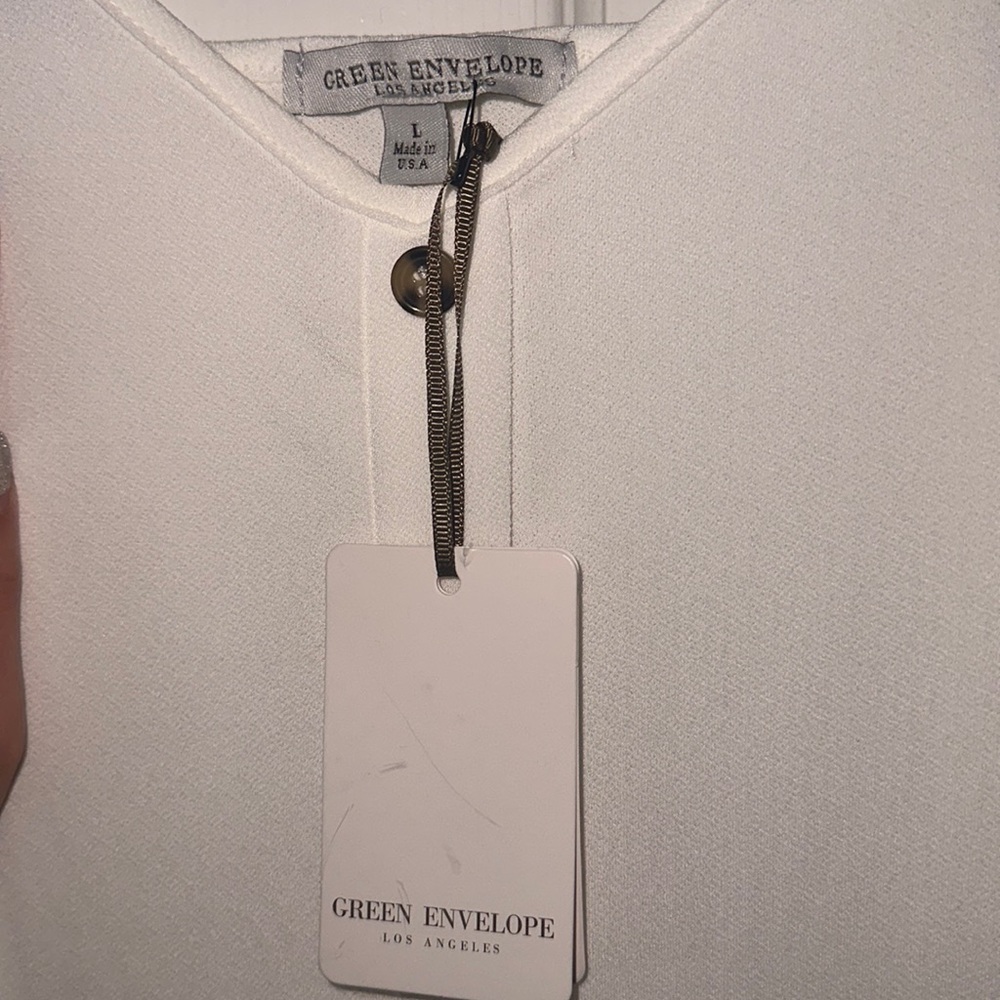 GREEN ENVELOPE Tank Top! - Picture 4 of 4